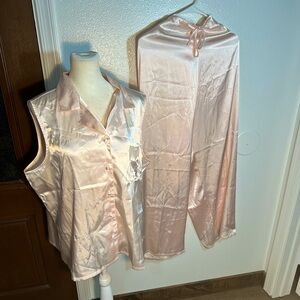 2 piece Victoria secret satin light peach pink plus size woman 2x